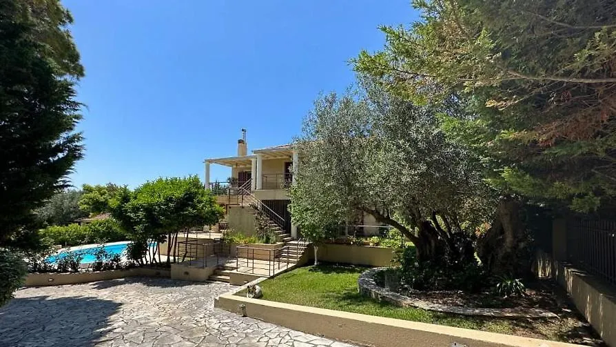 Apeiron Villas - Olive Forest Apartment Pesádha Grecia