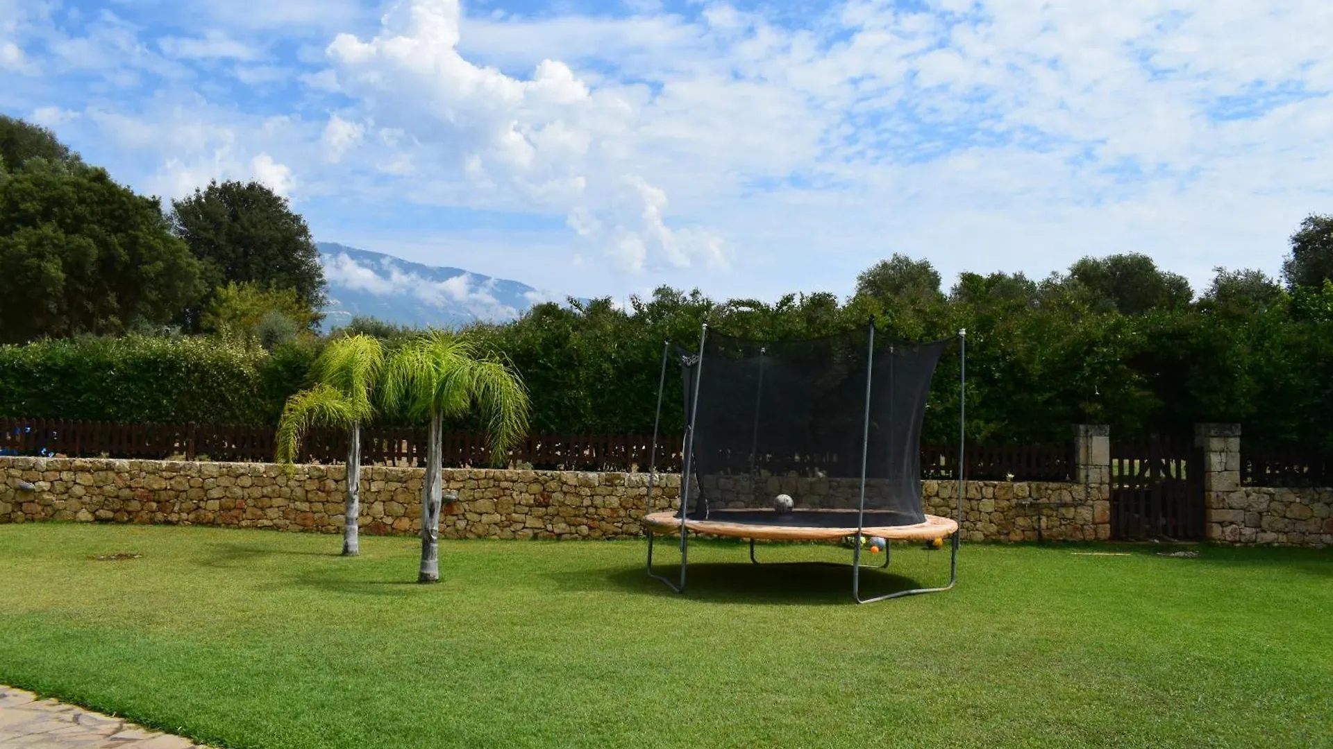 Apeiron Villas - Olive Forest Apartment Pesádha Grecia